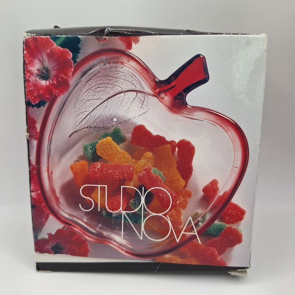 STUDIO NOVA Pomme Red Apple Shaped Leaf Glass Bowl WY620/253 In Original Box